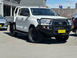 2019 TOYOTA
HILUX SR (4x4)