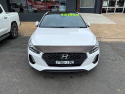 2017 HYUNDAI
                I30 SR PREMIUM