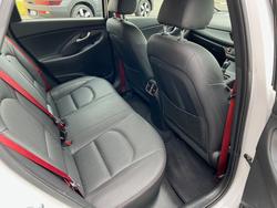 2017 HYUNDAI
                I30 SR PREMIUM