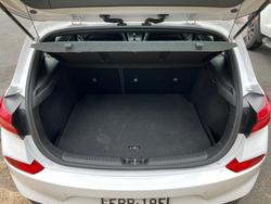 2017 HYUNDAI
                I30 SR PREMIUM