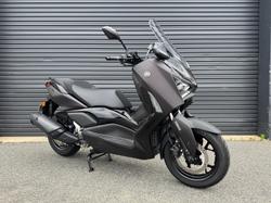Yamaha Xmax 300