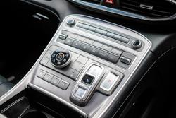 2020 HYUNDAI
SANTA FE HIGHLANDER CRDi (AWD)