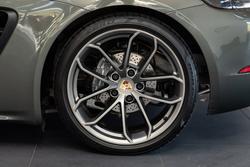 2024 Porsche 718 Cayman Style Edition