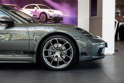 2024 Porsche 718 Cayman Style Edition