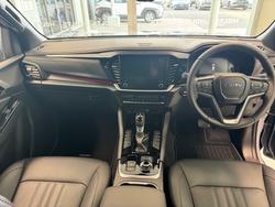 2026 ISUZU MU-X XT