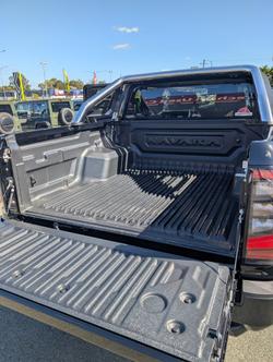 2025 NISSAN NAVARA ST-X