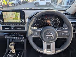 2025 NISSAN NAVARA ST-X