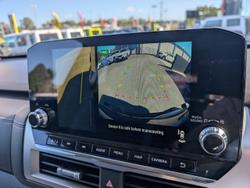 2025 NISSAN NAVARA ST-X