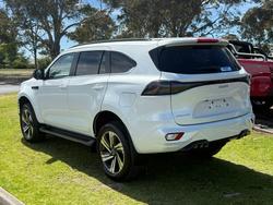 2025 Isuzu MU-X LS-T