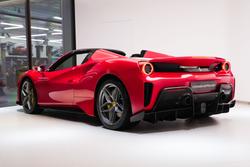 2019 Ferrari 488 Pista Spider F142 RED