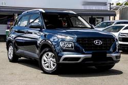 2025 Hyundai
                Venue 