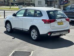 2021 MITSUBISHI OUTLANDER ES 5 SEAT (AWD)