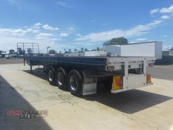 1999 Haulmark 48FT-73FT Flat Top Extendable