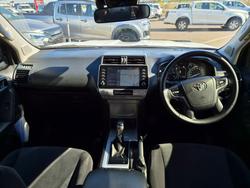 2022 Toyota Prado GXL White