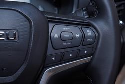 2025 Isuzu MU-X X-TERRAIN