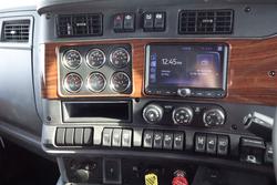 2025 KENWORTH T Series T620SAR T18 White