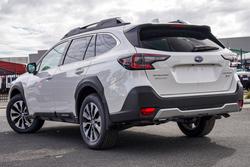 2025 Subaru Outback AWD Touring XT