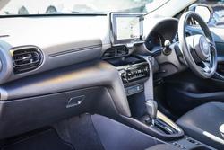 2024 Toyota
Yaris Cross Hybrid GX