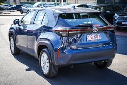 2024 Toyota
Yaris Cross Hybrid GX