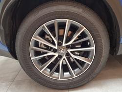 2024 Lexus NX350H Luxury 2WD