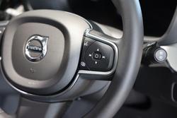 2024 Volvo XC60 Plus B5