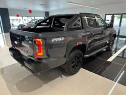 2025 NISSAN NAVARA PRO-4X