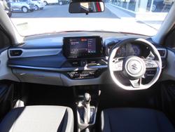 2025 Suzuki Swift Hybrid GLX