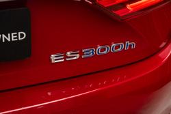 2018 Lexus ES300h Luxury 2.5L Hybrid Auto CVT Sedan