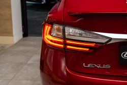 2018 Lexus ES300h Luxury 2.5L Hybrid Auto CVT Sedan
