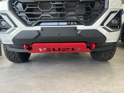2025 Isuzu D-MAX BLADE MY24 MOONSTONE WHITE PEARL