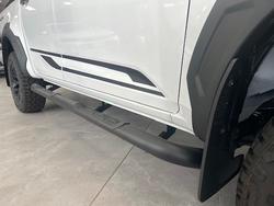 2025 Isuzu D-MAX BLADE MY24 MOONSTONE WHITE PEARL