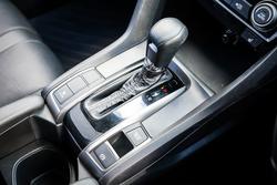 2017 HONDA CIVIC VTi-LX