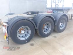 2002 Maxitrans 12 Pallet Rollback Pantech A Trailer