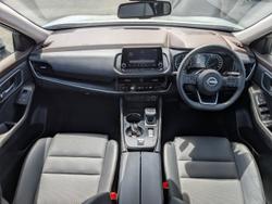 2024 Nissan X-TRAIL ST-L