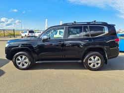 2024 Toyota LANDCRUISER Sahara Black