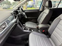 2025 VOLKSWAGEN T-ROC
