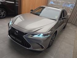 2024 Lexus
ES300h Luxury 2.5L Hybrid Auto CVT Sedan
