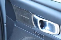 2022 Volvo
XC40 Ultimate B4 Bright