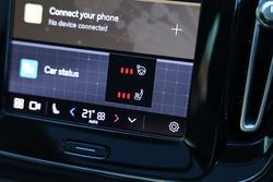 2022 Volvo
XC40 Ultimate B4 Bright