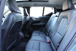 2022 Volvo
XC40 Ultimate B4 Bright