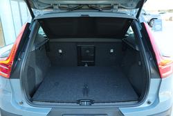 2022 Volvo
XC40 Ultimate B4 Bright