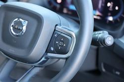 2022 Volvo
XC40 Ultimate B4 Bright