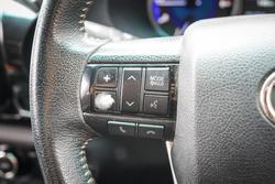 2018 Toyota HILUX SR5