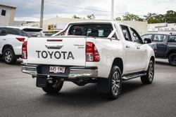 2018 Toyota HILUX SR5