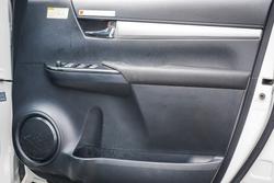 2018 Toyota HILUX SR5