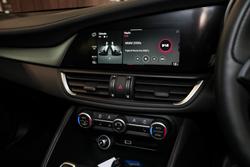 2022 Alfa Romeo Giulia Veloce