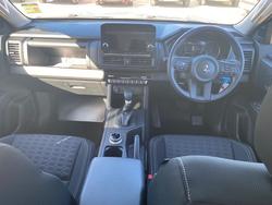 2024 MITSUBISHI
Triton GLX+