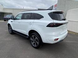 2026 ISUZU MU-X LS-T