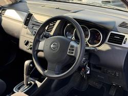2007 Nissan Tiida ST-L