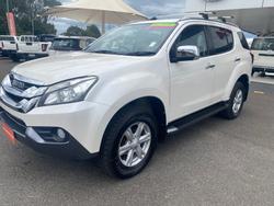 2015 ISUZU MU-X LS-T (4x4)
